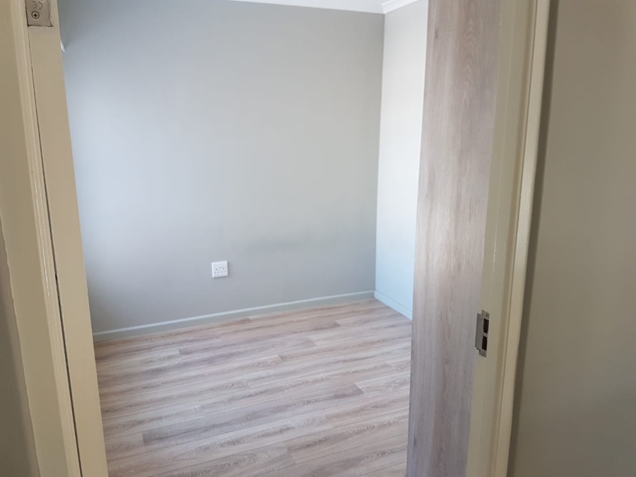 To Let 3 Bedroom Property for Rent in Parklands North Western Cape